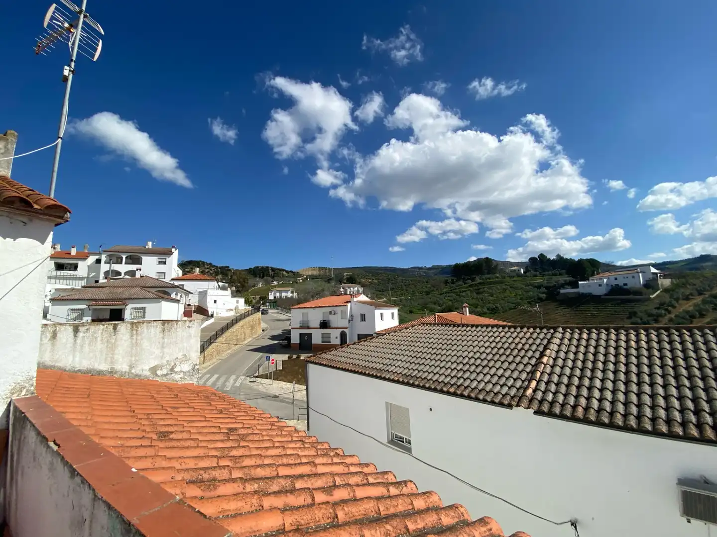 Casa adosada en venda a Calle eL GASTOR, Torre Alháquime