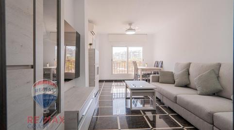 Foto 3 de Pis en venda a Calle de Esquilo, El Cónsul - Ciudad Universitaria - El Romeral, Málaga