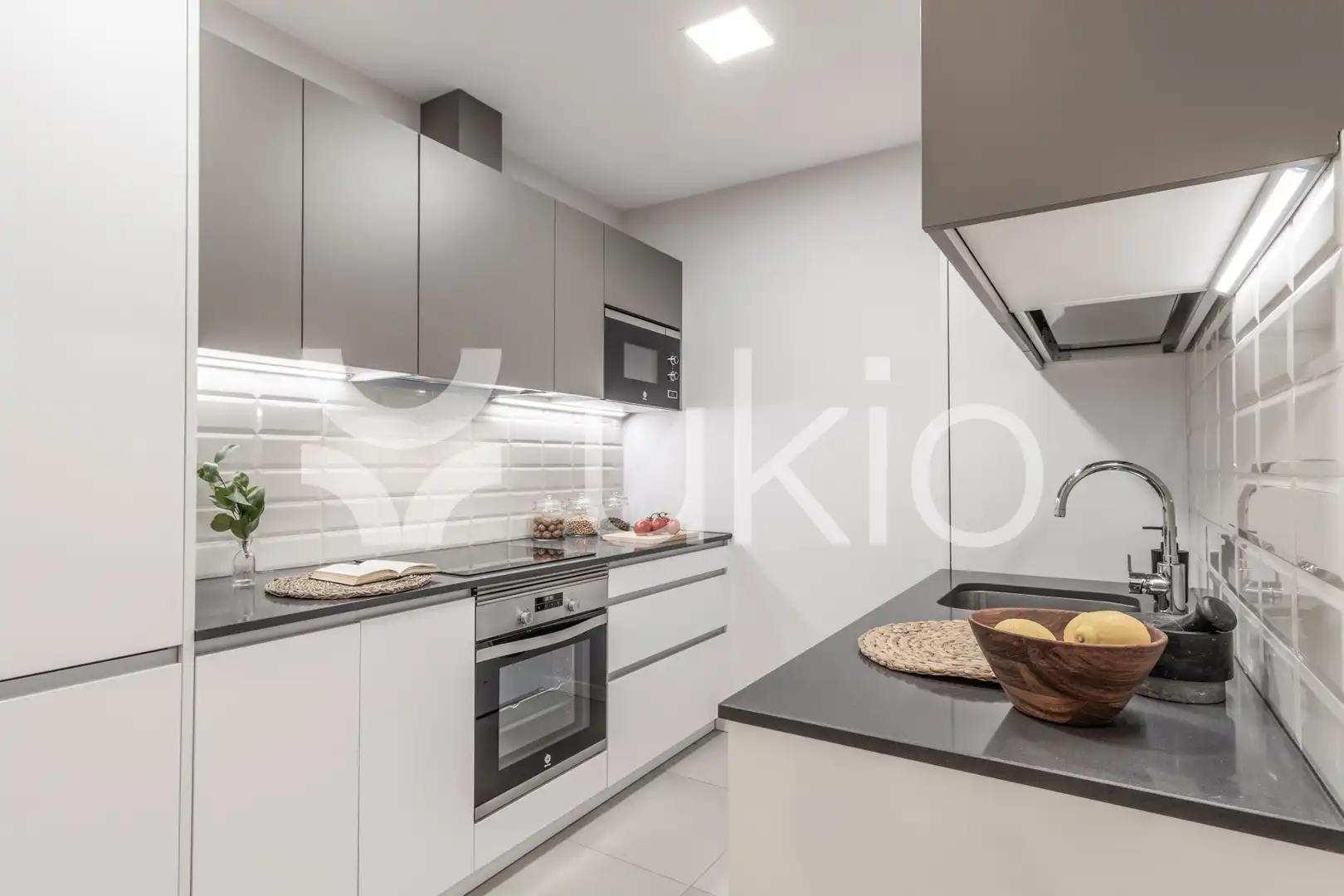 Apartament amb ascensor de lloguer a Calle del Cardenal Cisneros, imagen 6