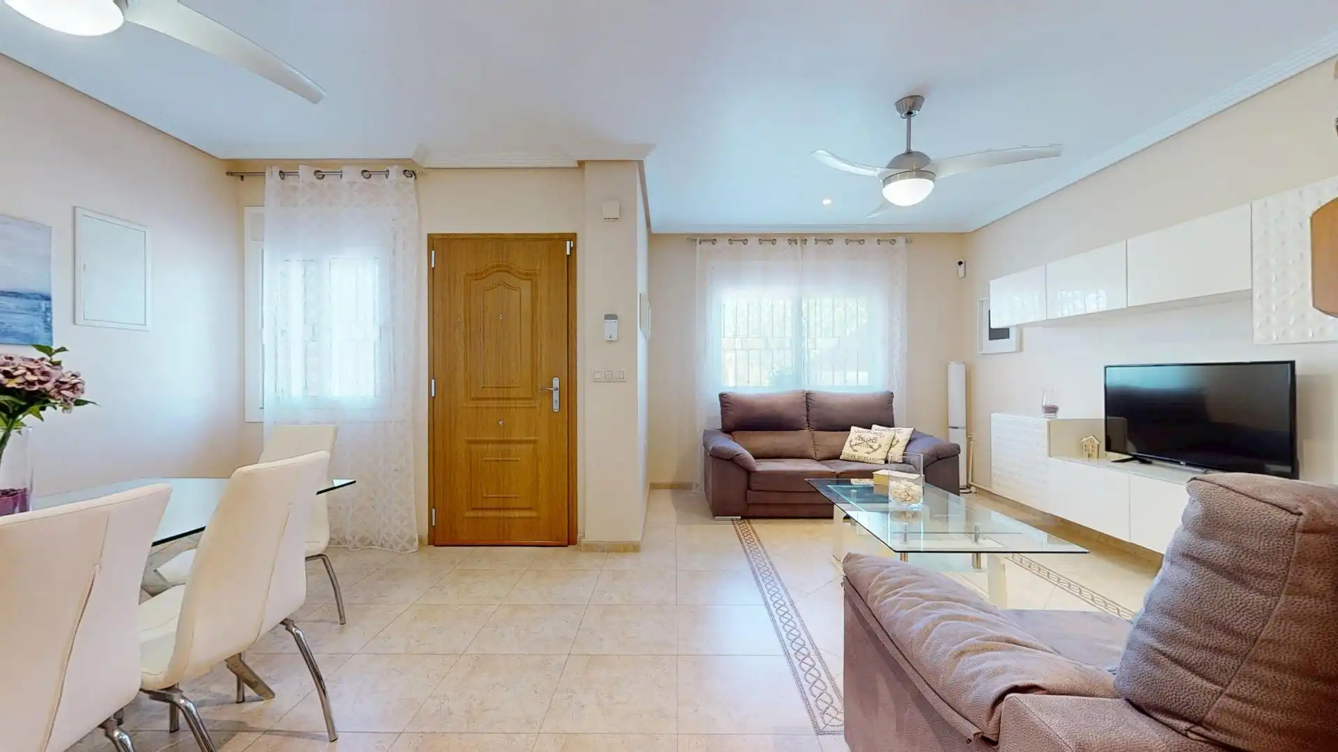 Living room of Detached homes for sale in Pilar de la Horadada  with Air Conditioner, Terrace and Community pool