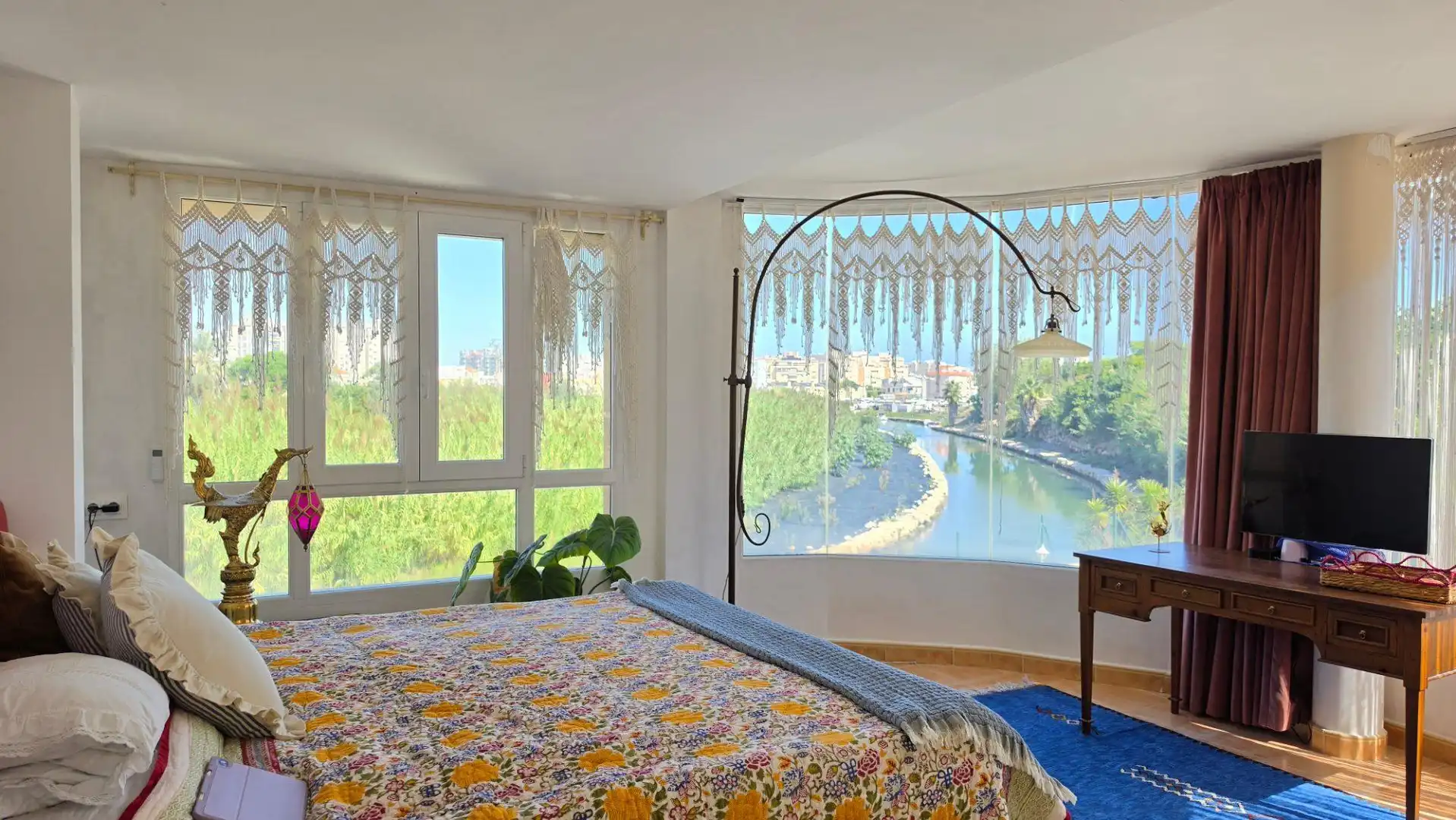 Habitación de Casa adosada en venta en Park Nord - Casona