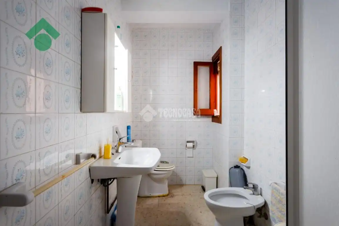 Baño de Piso en venta en Almuñécar con Balcón