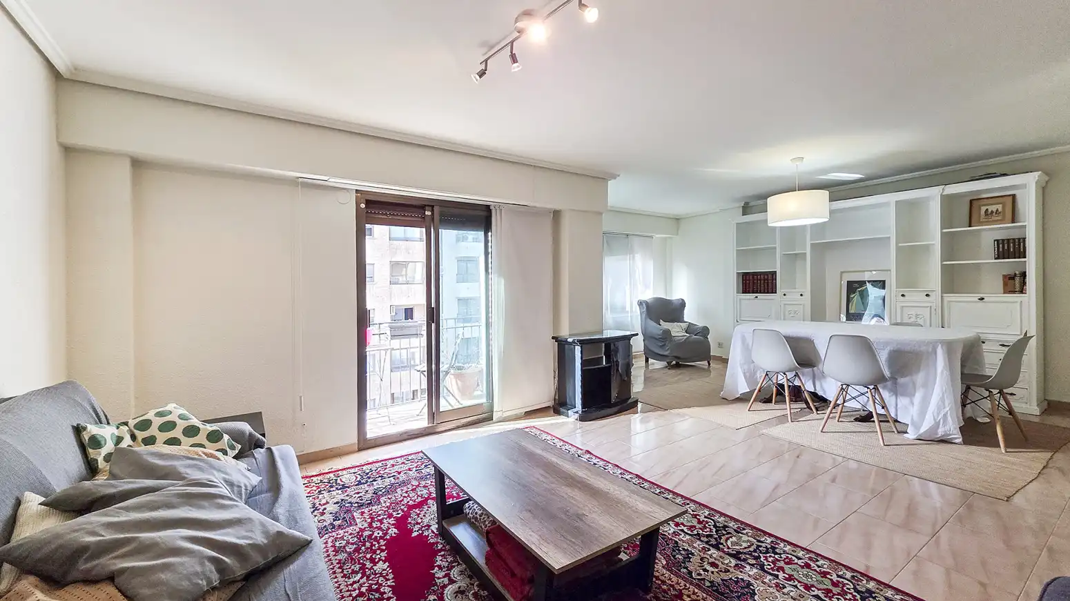 Wohnzimmer von Wohnung zum Verkauf in Valencia mit Möbliert und Balkon