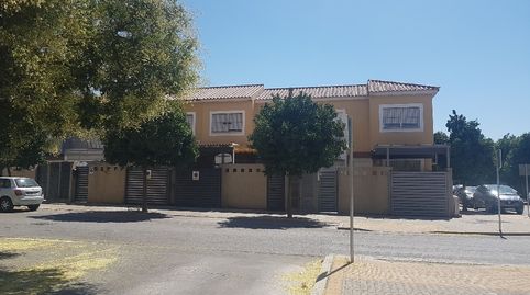Foto 4 de Casa adosada en venda a C/ la Gomera, Palmete, Sevilla Capital
