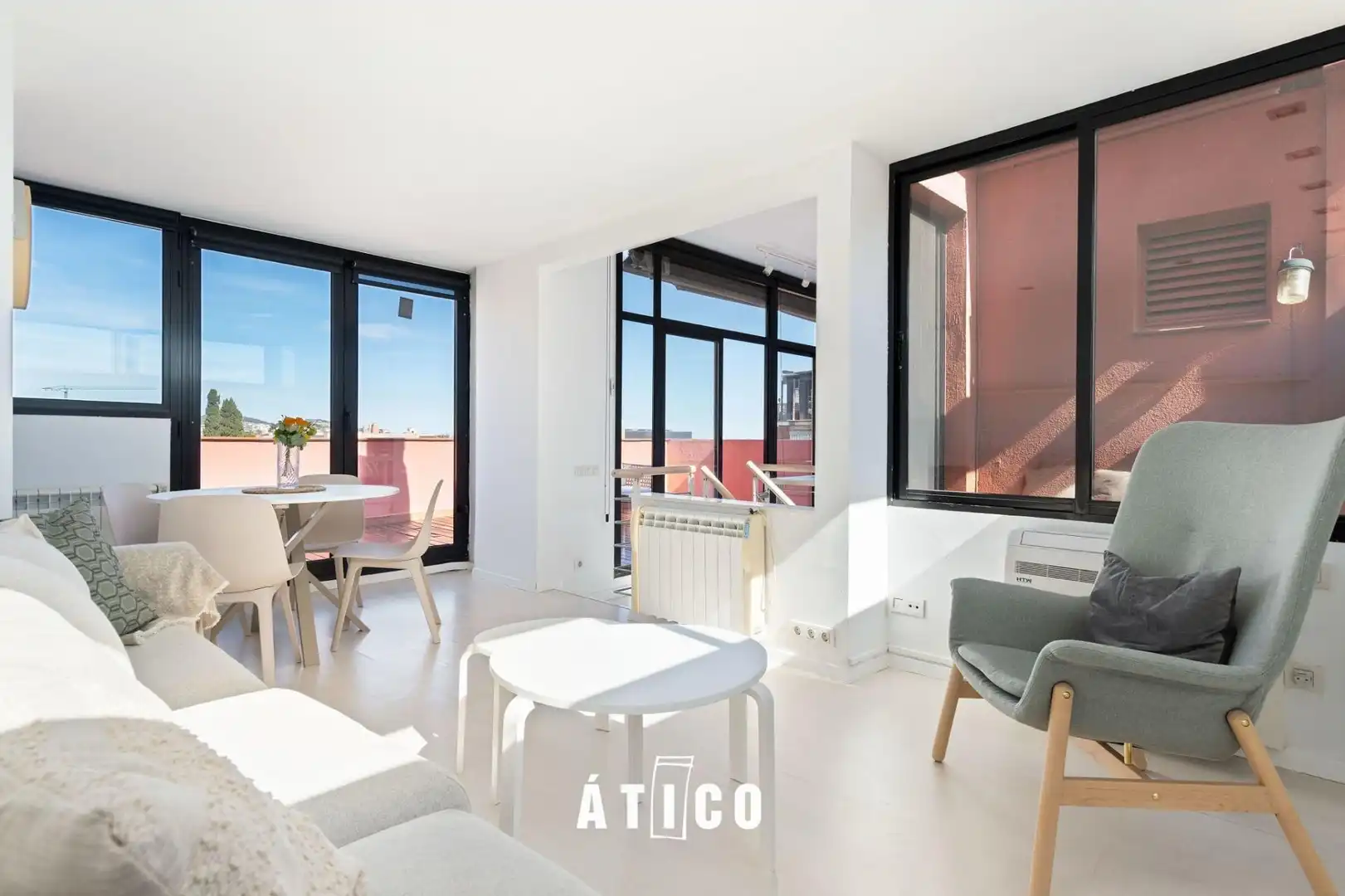 Attic for rent in Sarrià