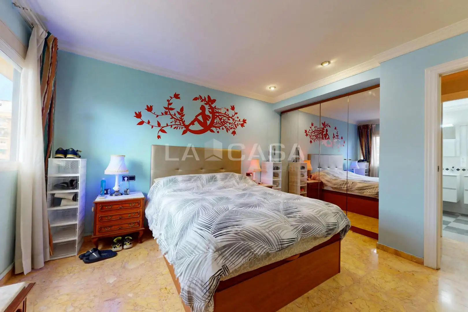 Habitación de Piso en venta en Valencia con Aire acondicionado y Balcón