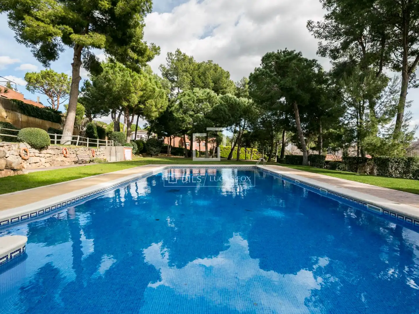 Swimming pool of Houses for rent in Castelldefels  with Air Conditioner, Private garden and Terrace