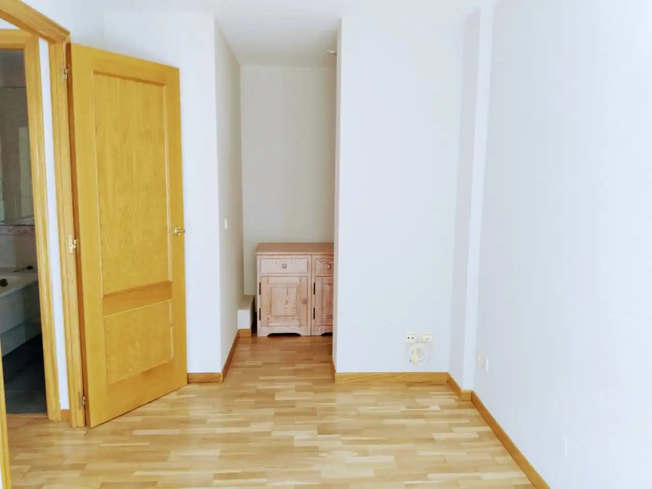 Dúplex de alquiler en Burgos con Calefacción, Parquet y Amueblado