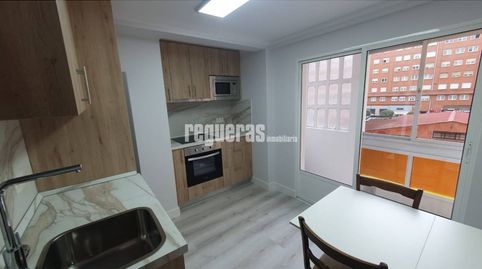 Foto 3 de Apartament de lloguer a Travesia Diego de Almagro, Villalegre - La Luz, Avilés