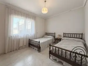 Dormitori de Casa o xalet en venda en La Puebla de Híjar amb Aire condicionat, Calefacció i Jardí privat