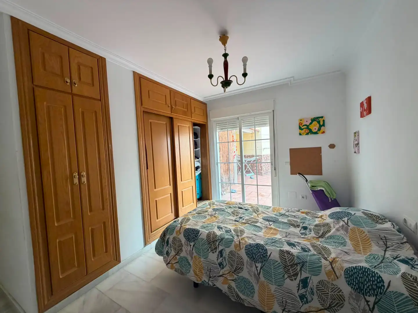 Habitación de Piso en venta en Vélez-Málaga con Amueblado y Piscina comunitaria