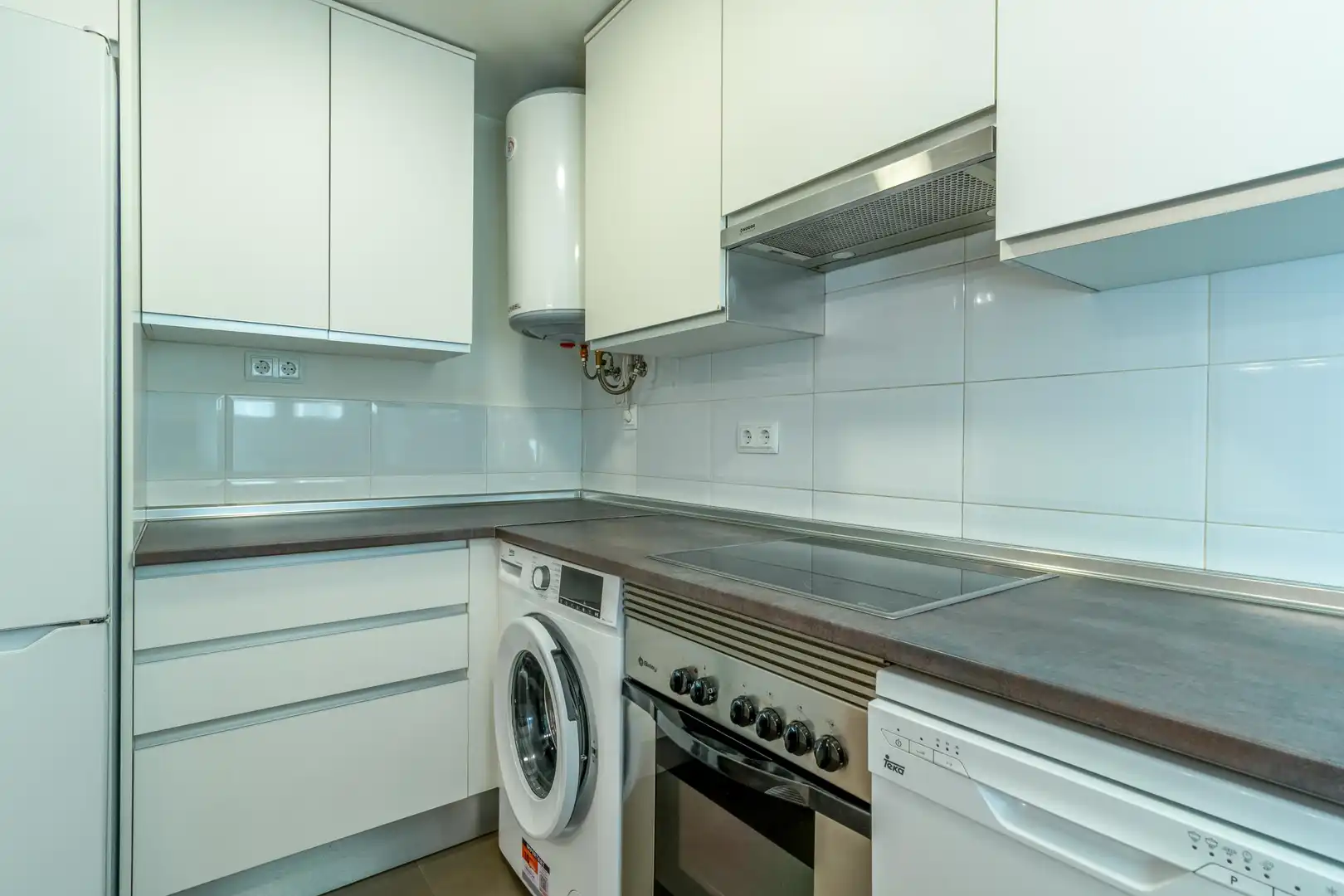 Apartamento de alquiler en 8 Calle Valderrobres #2, Canillejas