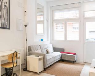 Living room of Study to share in  Madrid Capital  with Air Conditioner, Heating and Terrace