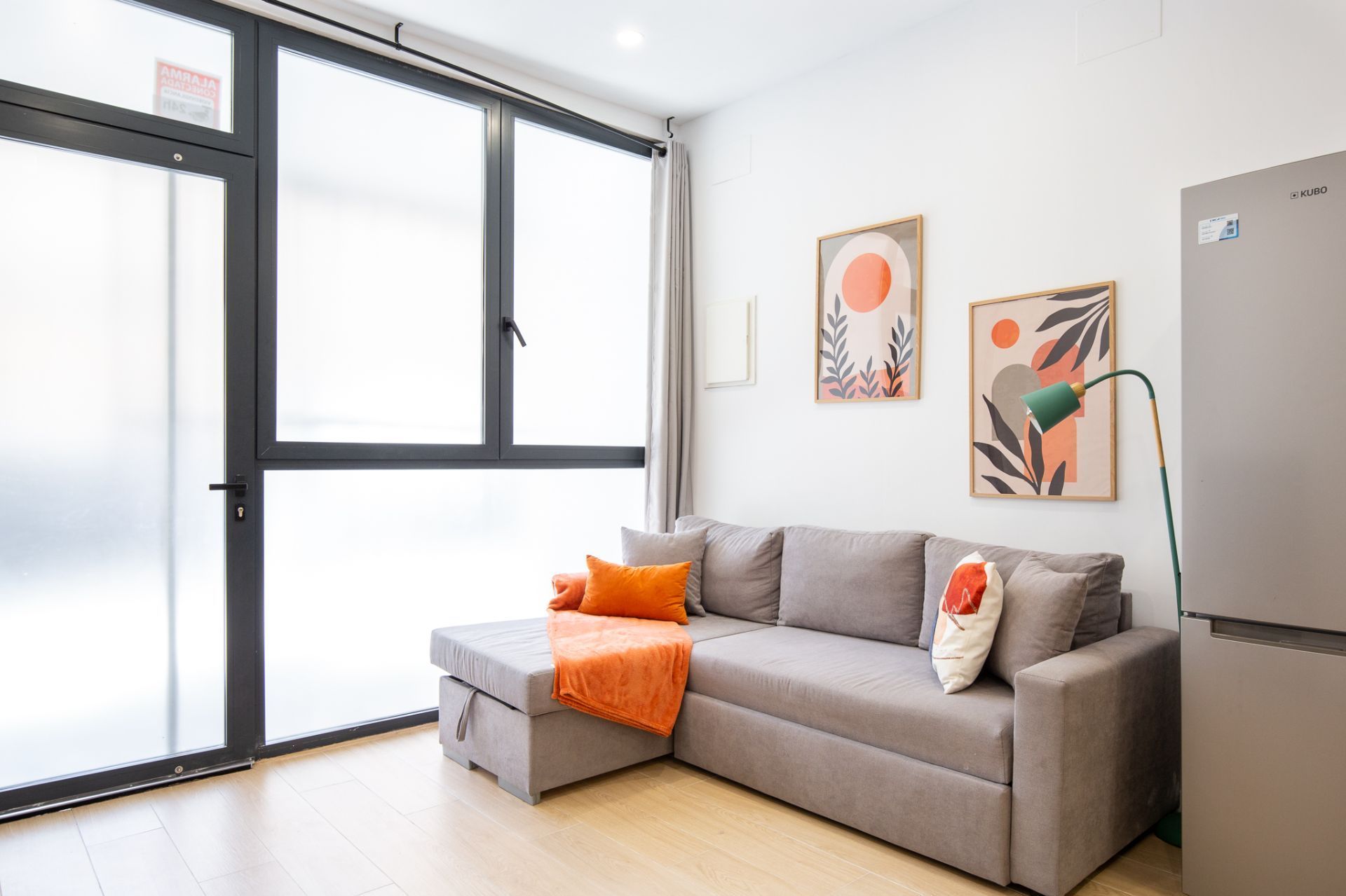 Living room of Flat for sale in  Valencia Capital  with Air Conditioner and Furnished