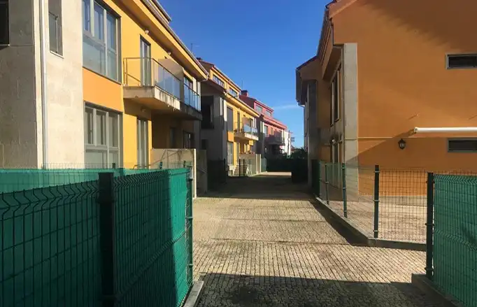Außenansicht von Wohnung zum Verkauf in Ribeira