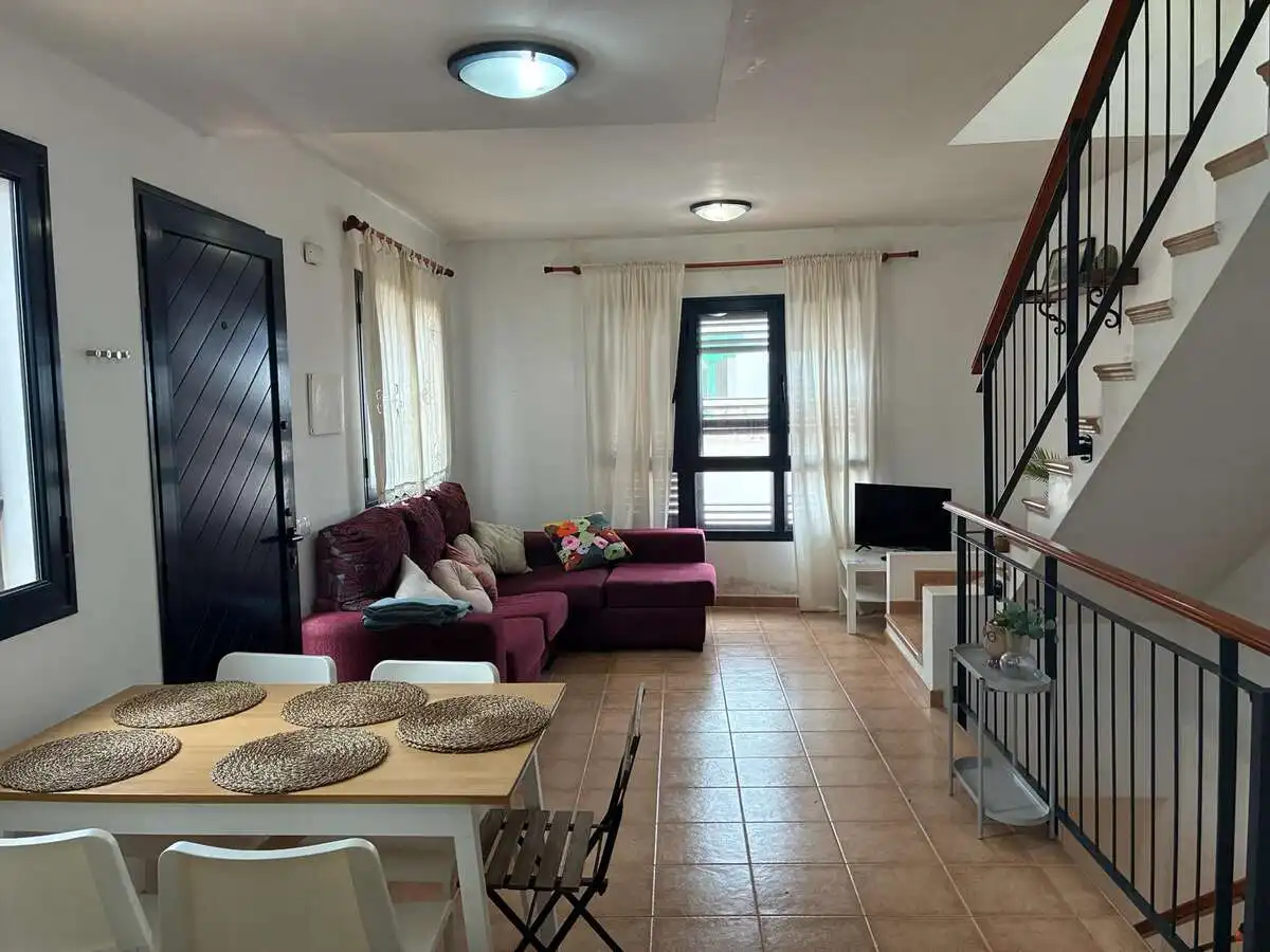 Wohnzimmer von Maisonette zum Verkauf in Haría mit Terrasse, Abstellraum und Möbliert