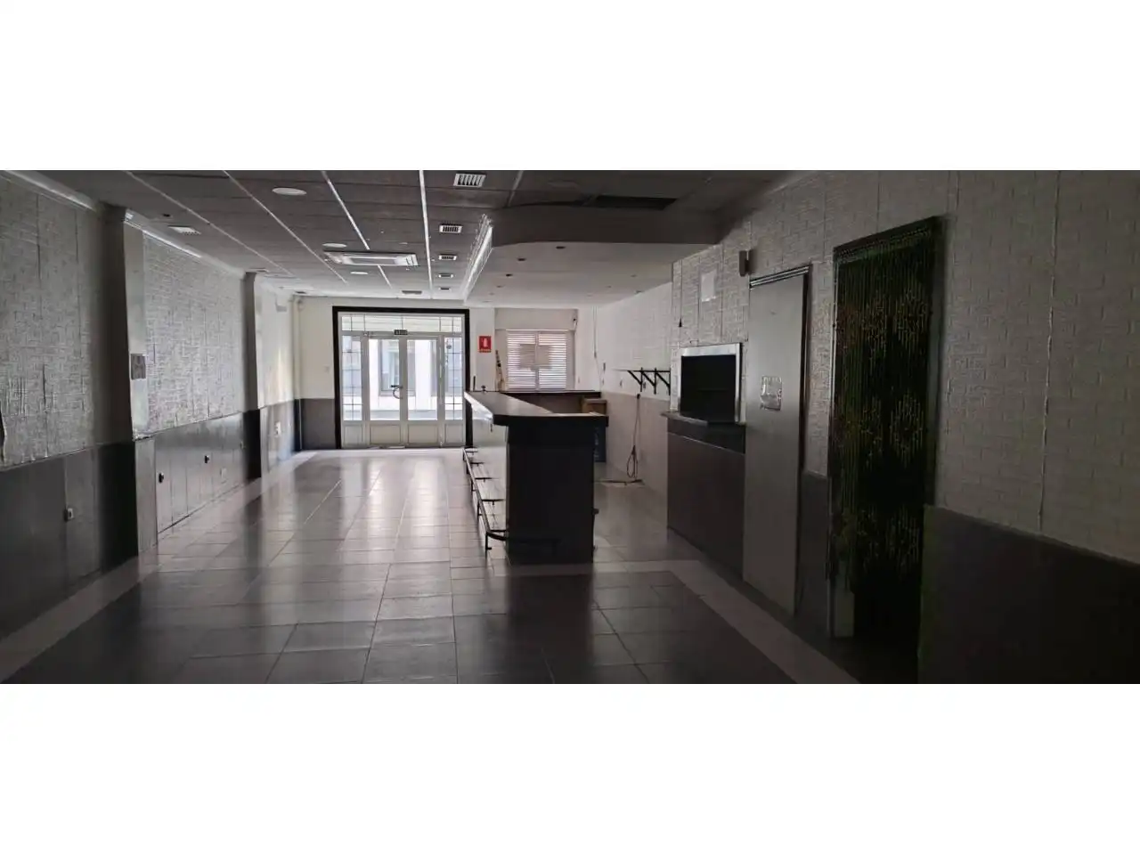 Local comercial en venta en Calle Julián Arcas Lacal, imagen 22