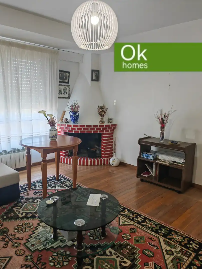 Sala de estar de Piso en venta en Curtis con Calefacción, Parquet y Amueblado