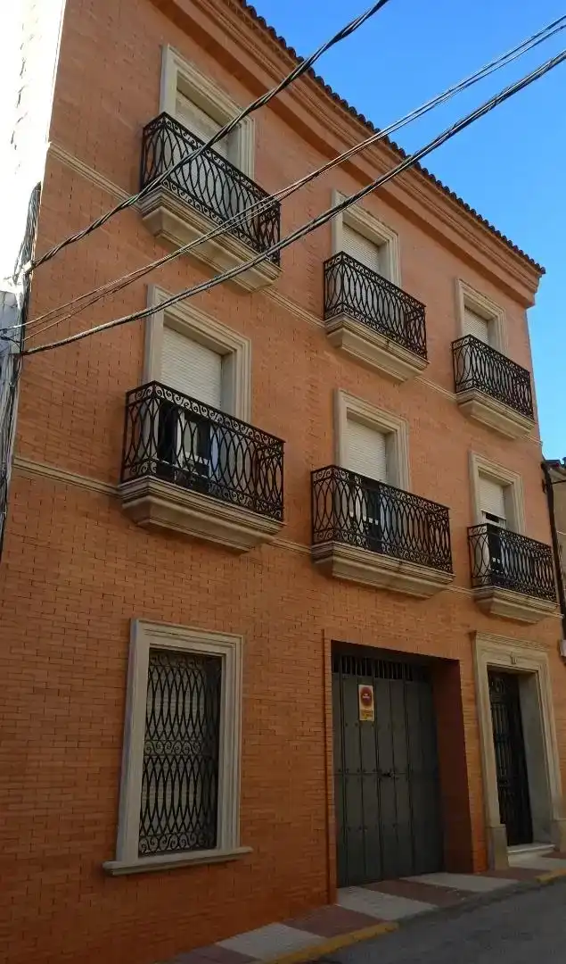 Terrassa de Pis en venda en Bailén amb Aire condicionat, Piscina i Balcó