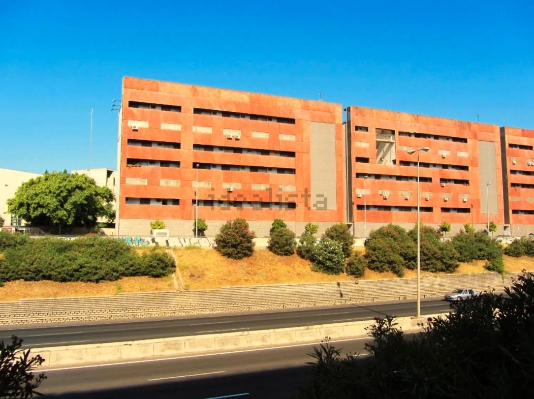 Exterior view of Duplex for sale in  Sevilla Capital