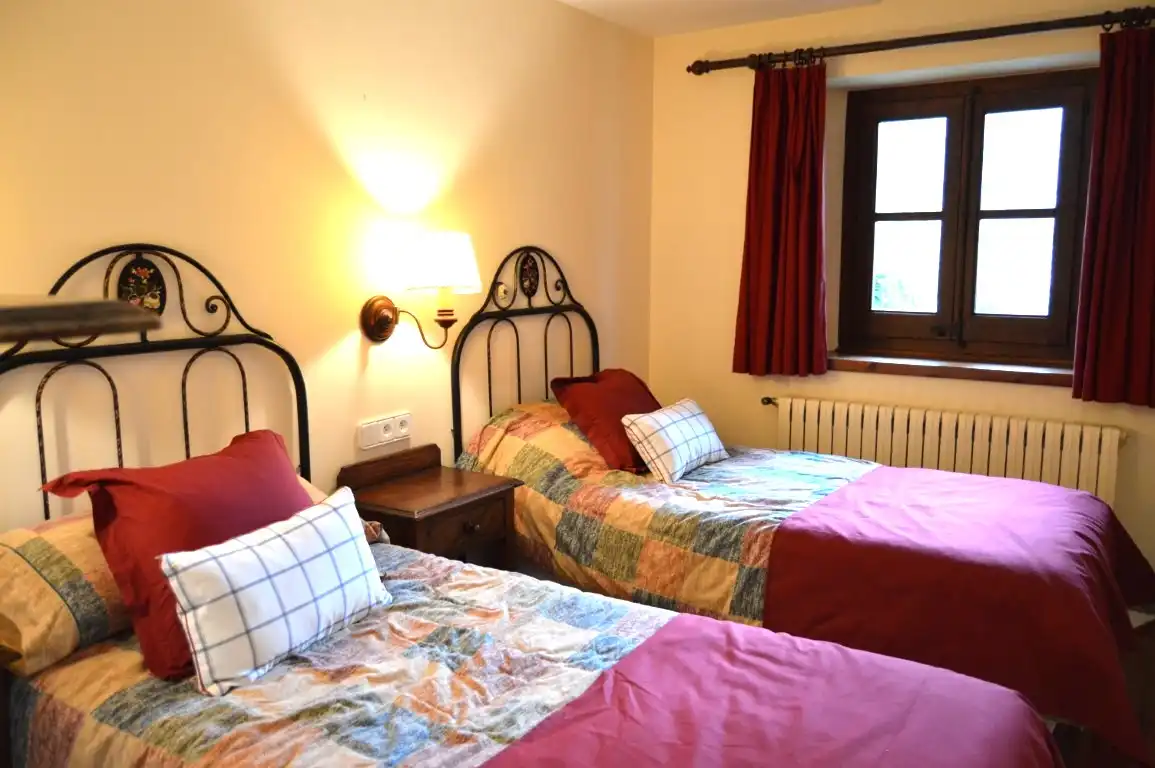 Habitación de Casa o chalet de alquiler en Prullans con Jardín privado, Parquet y Terraza