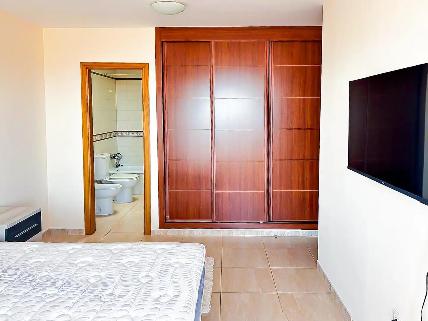 Habitación de Dúplex en venta en Adeje con Aire acondicionado, Jardín privado y Terraza