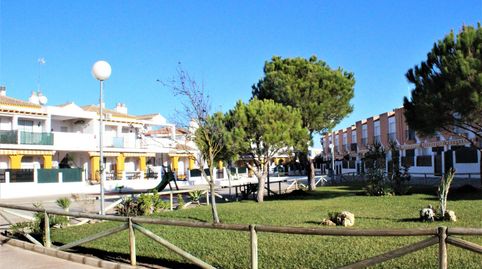 Foto 3 de Apartamento en venta en La Barrosa, Chiclana de la Frontera