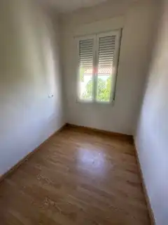 Dormitori de Casa o xalet en venda en León Capital  amb Calefacció i Traster
