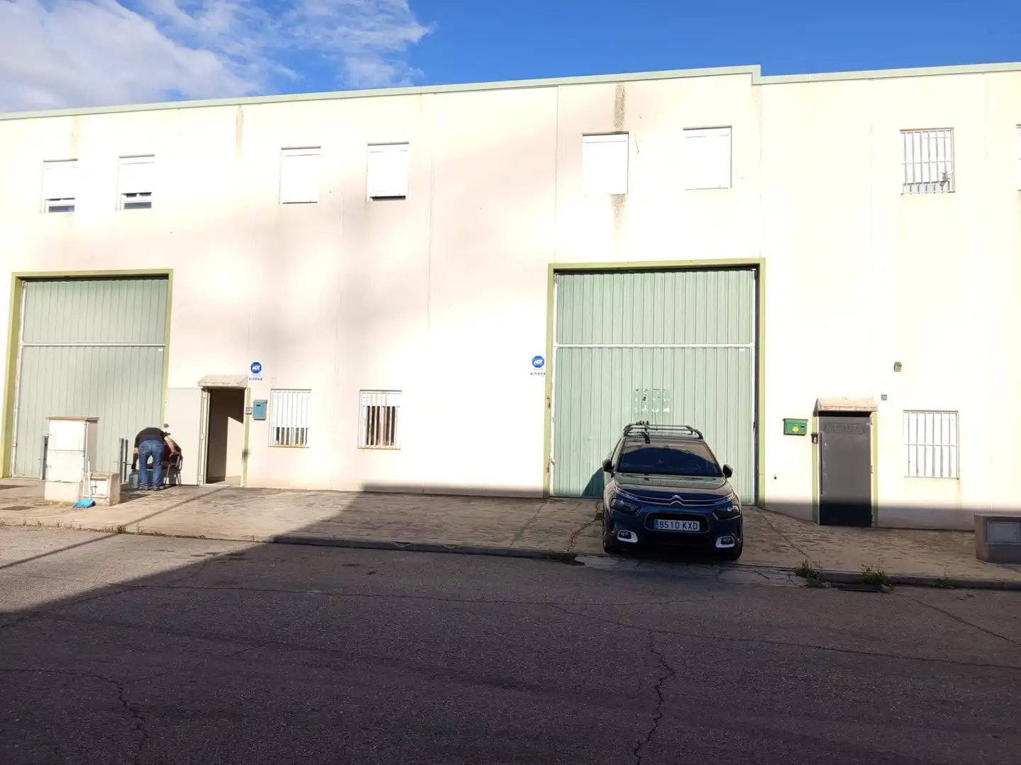 Vista exterior de Local en venta en Yuncler