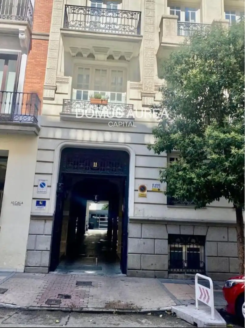 Individual con ascensor en venta en Núñez de Balboa, imagen 2