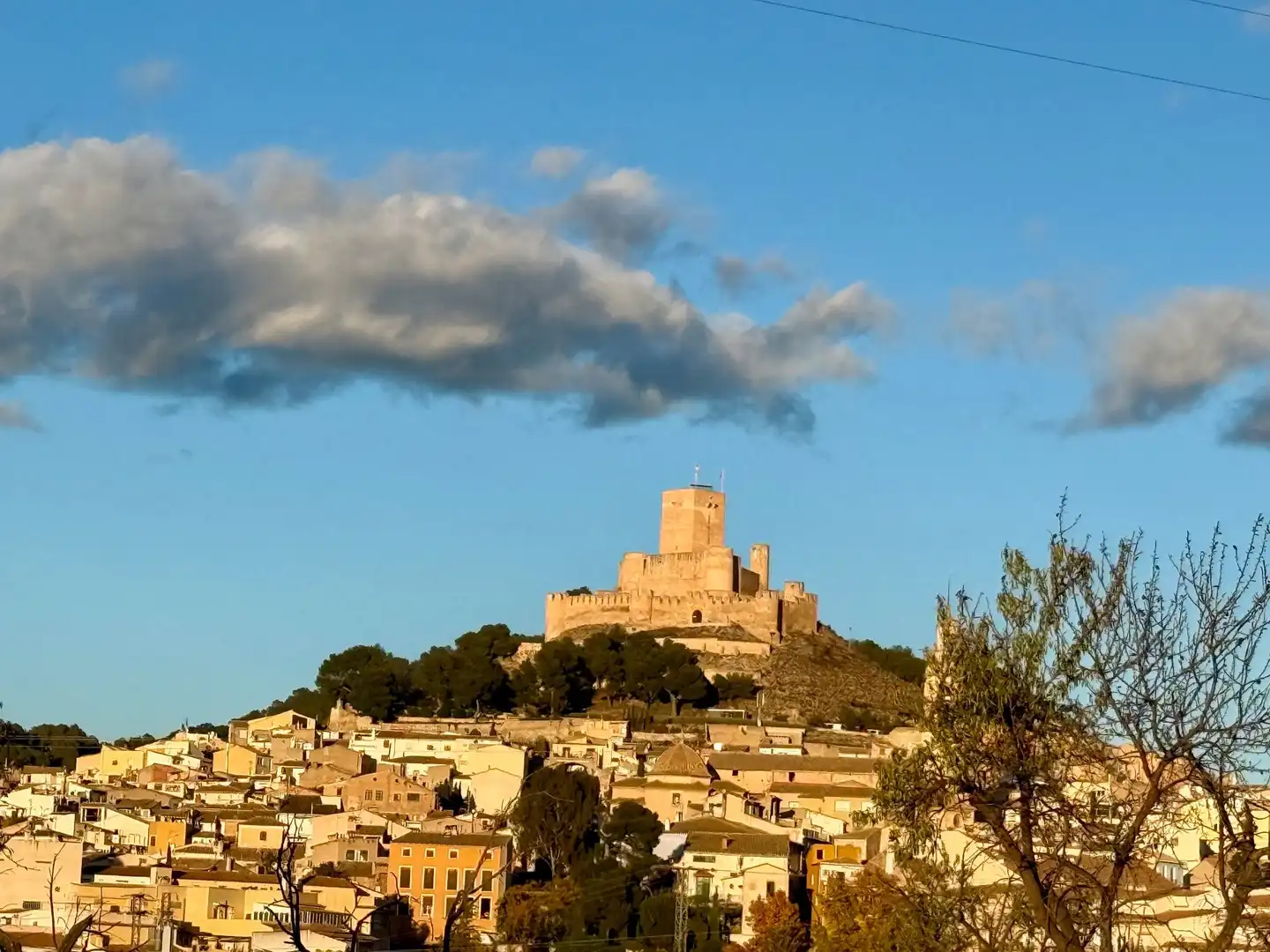 Außenansicht von Country house zum Verkauf in Biar mit Abstellraum