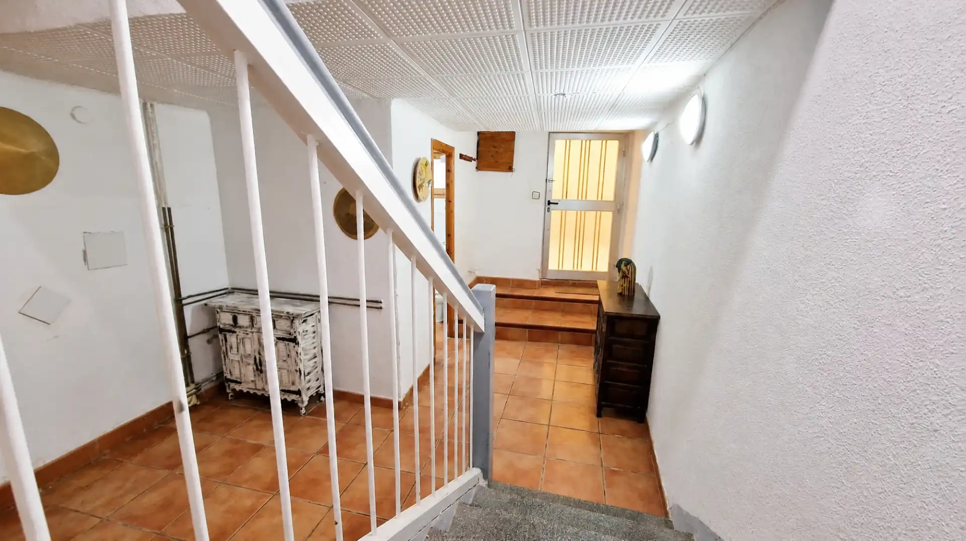 Casa adosada en venda en Alloza amb Calefacció, Parquet i Moblat
