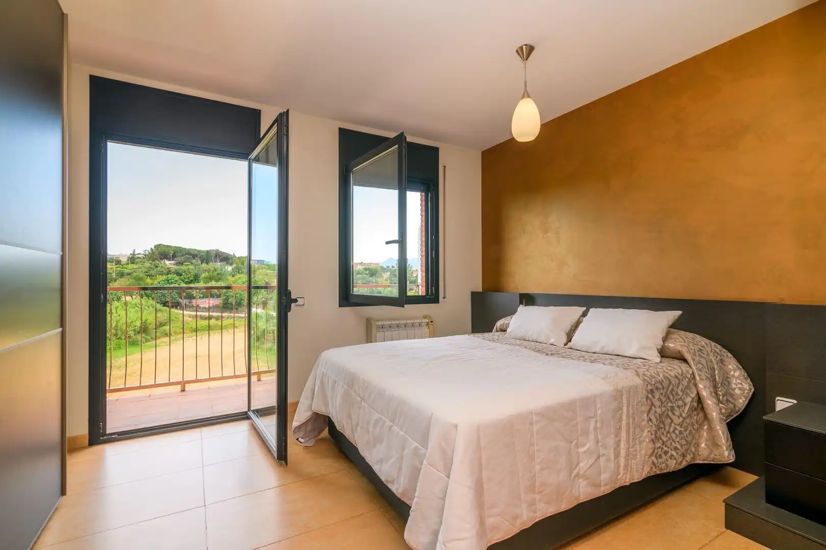 Habitación de Dúplex en venta en Manresa con Aire acondicionado, Calefacción y Terraza