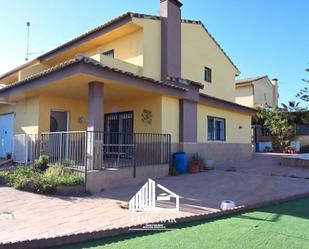 Exterior view of Single-family semi-detached for sale in Montserrat  with Swimming Pool