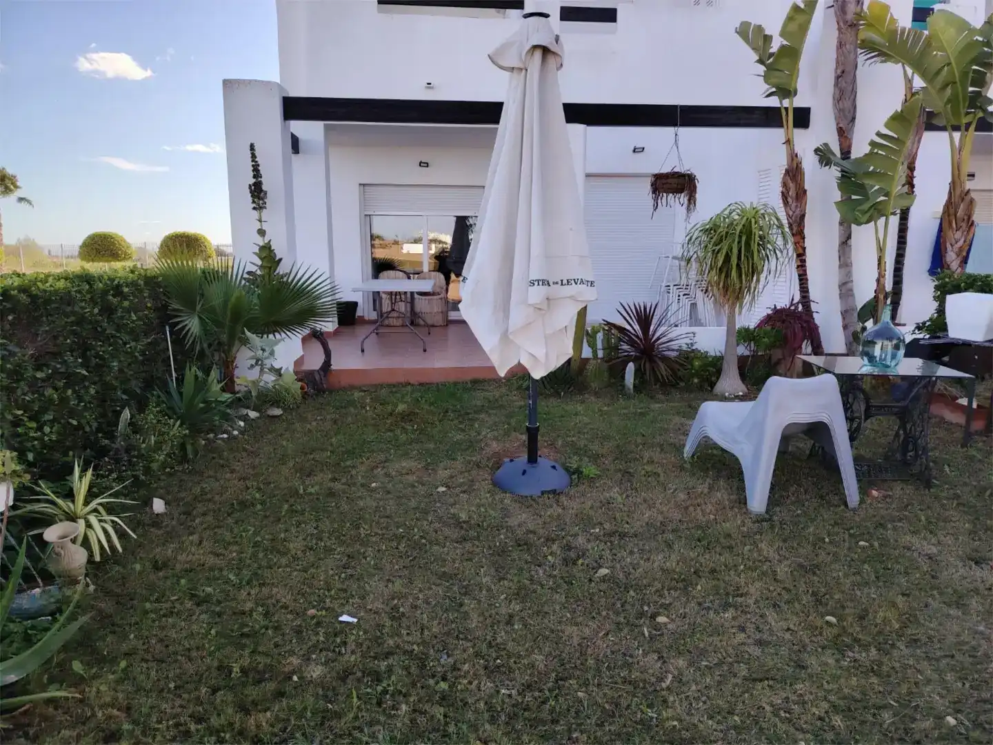 Terrasse von Erdgeschoss zum Verkauf in Torre-Pacheco mit Privatgarten und Möbliert