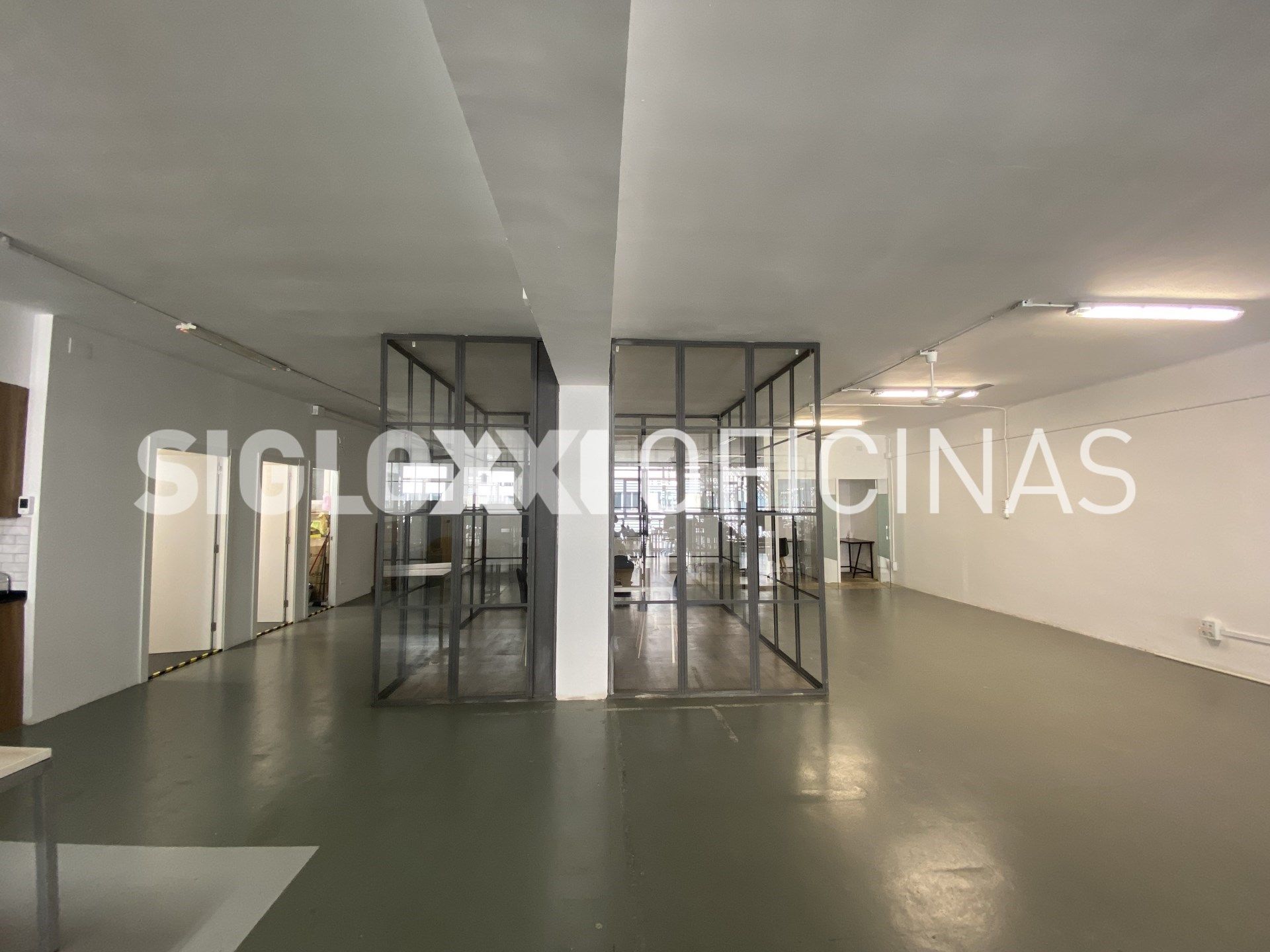 Office to rent in  Barcelona Capital  with Heating