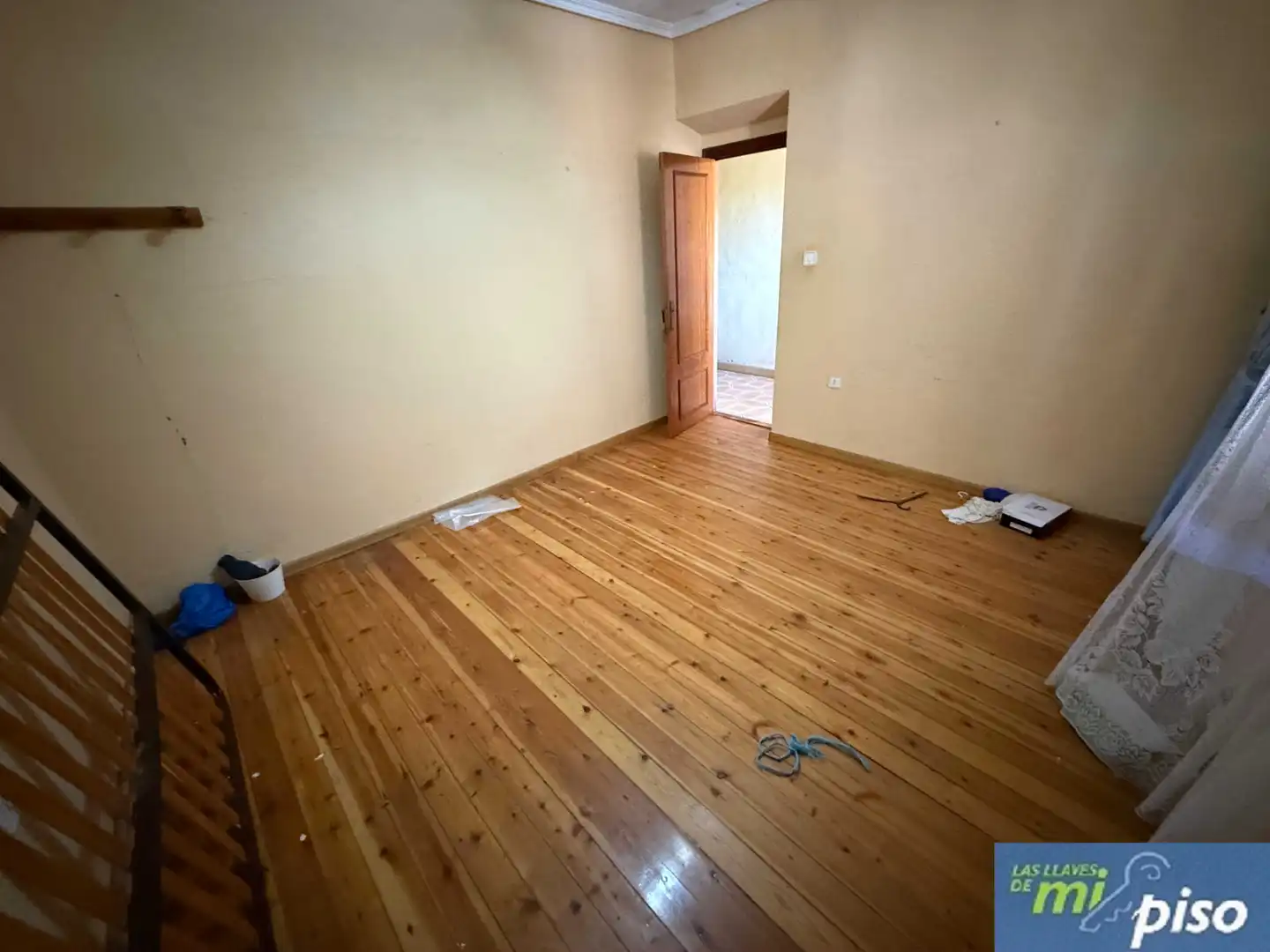 Habitación de Casa o chalet en venta en Nava del Rey con Calefacción, Jardín privado y Terraza