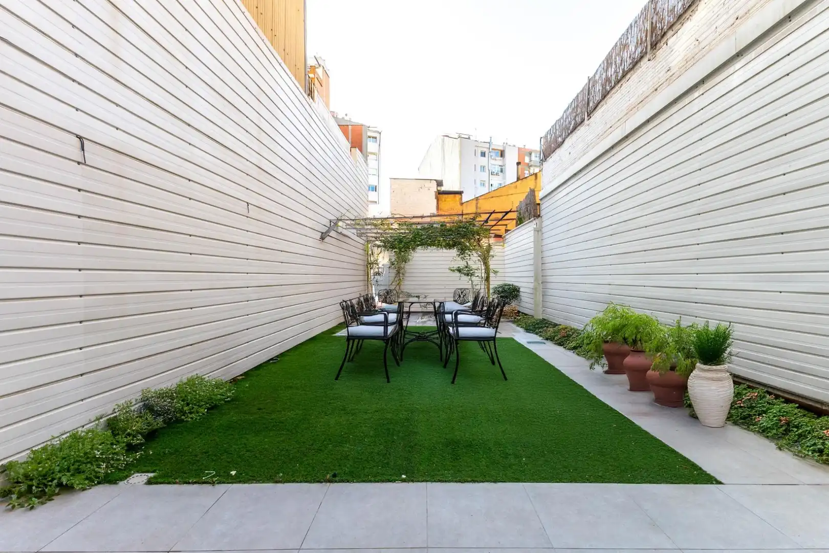 Terrasse von Maisonette zum Verkauf in Barcelona mit Klimaanlage, Parkett und Terrasse