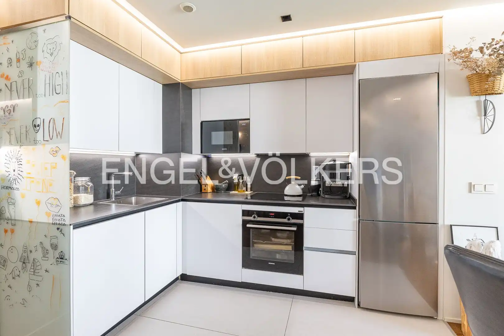 Cocina de Piso de alquiler en Madrid con Aire acondicionado, Calefacción y Piscina