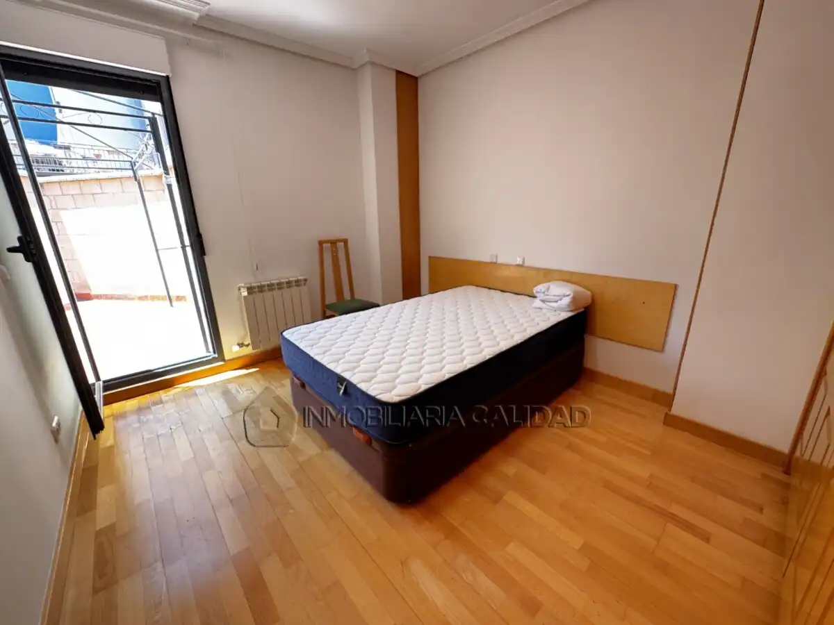 Bedroom of Flat for rent in Burgos  with Heating, Terrace and Storage room