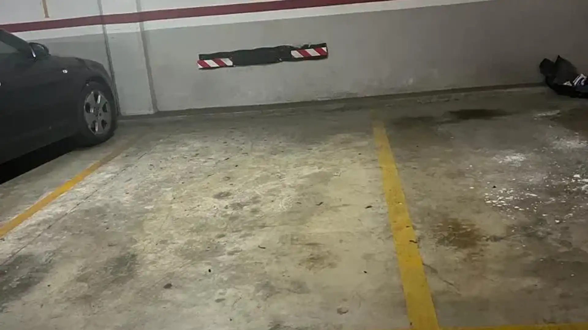 Parking de Local en venta en Badalona