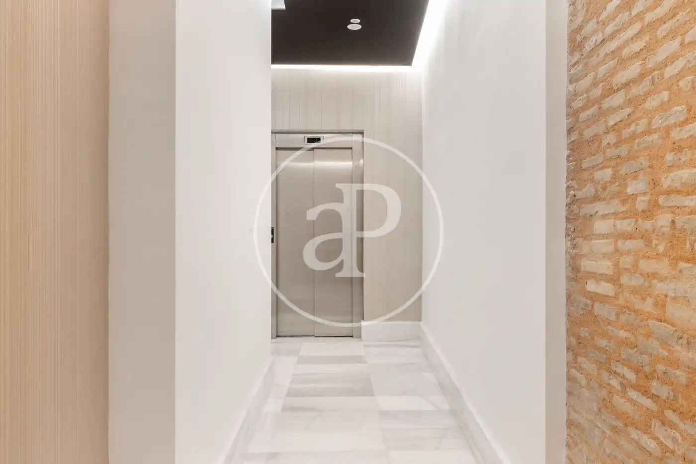Flat for rent in Calle de Pérez Bayer, Sant Francesc