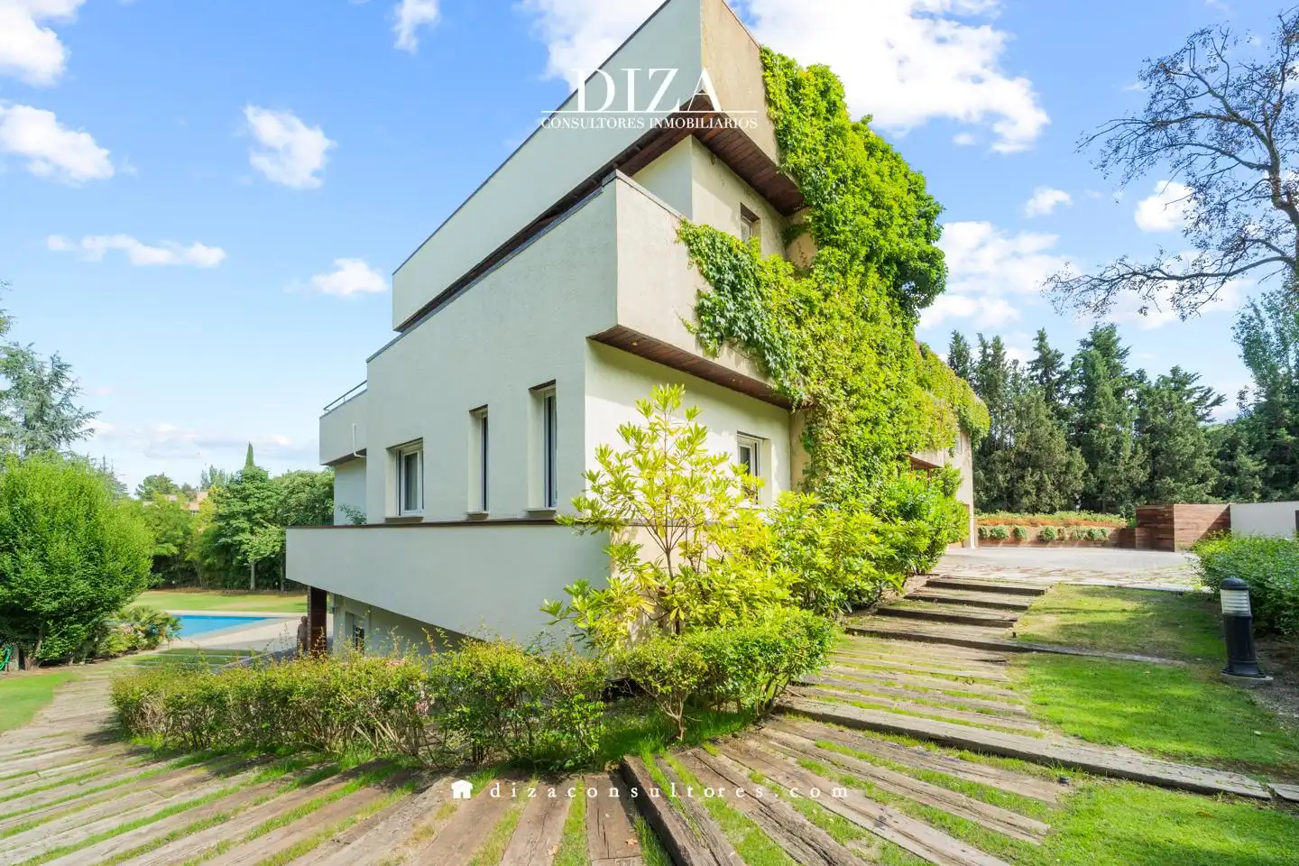 Garden of Houses for rent in Madrid  with Air Conditioner, Heating and Private garden