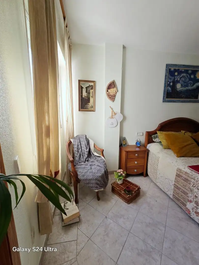 Schlafzimmer von Dachboden zum Verkauf in Murcia mit Klimaanlage und Heizung