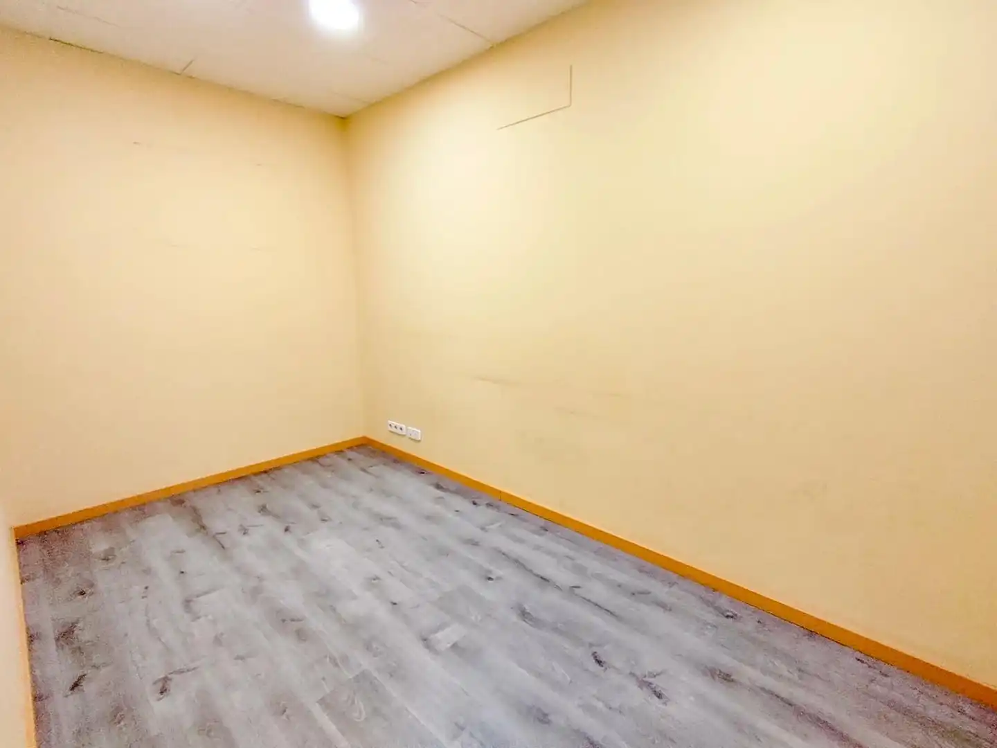 Local comercial en venta en Riu Nord, imagen 9