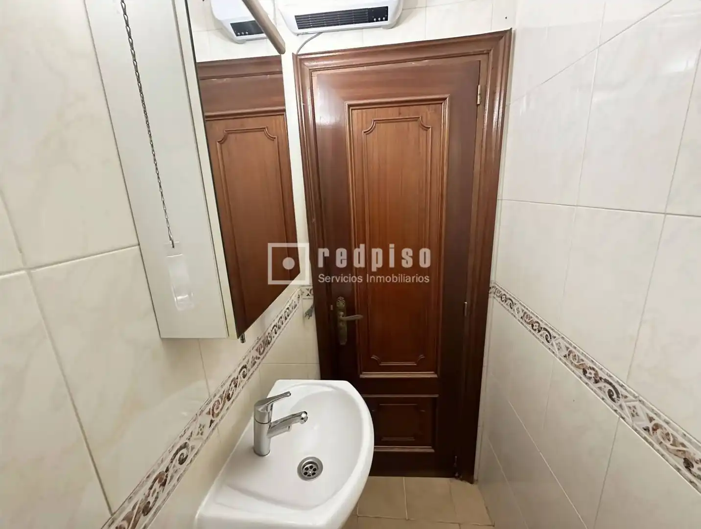 Bany de Casa o xalet en venda en Madrid amb Aire condicionat, Calefacció i Terrassa