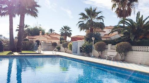 Foto 2 de Casa o xalet de lloguer a Carrer Góndola, 9, Les Bassetes - El Marjal, Alicante