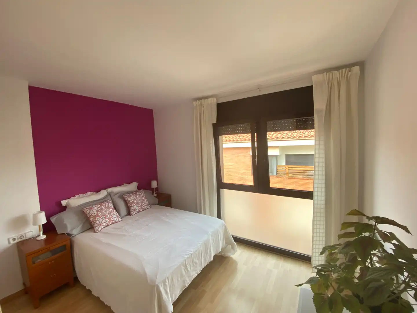 Habitación de Ático en venta en Girona con Aire acondicionado, Calefacción y Amueblado