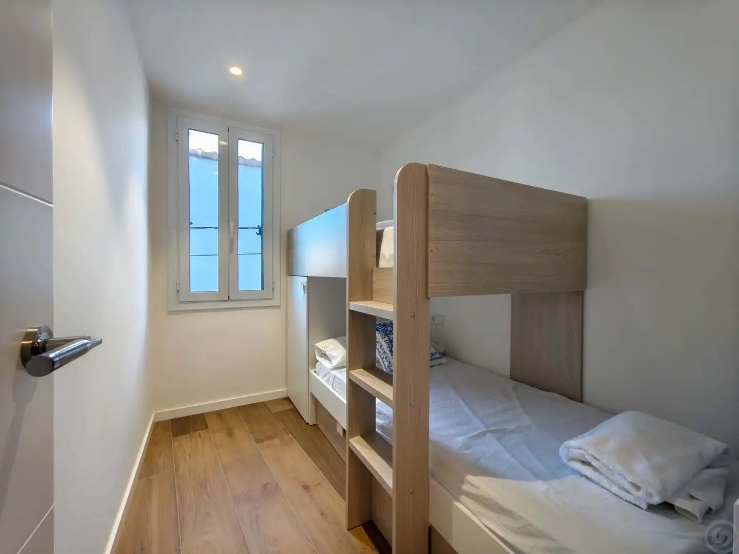 Schlafzimmer von Maisonette zum Verkauf in Cadaqués mit Klimaanlage, Heizung und Abstellraum