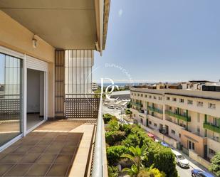 Exterior view of Duplex for sale in Sitges  with Air Conditioner, Terrace and Balcony